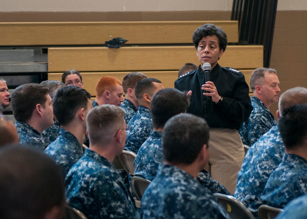 VCNO Visits Naval Air Station - Joint Reserve Base New Orleans