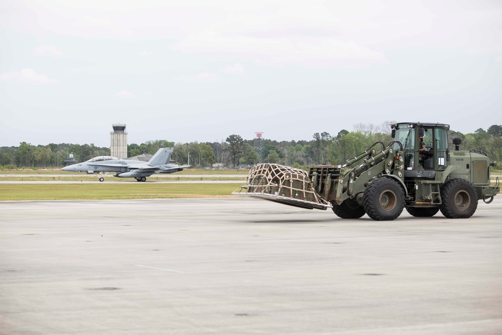 Air Force C-17's Visit MCAS Beaufort