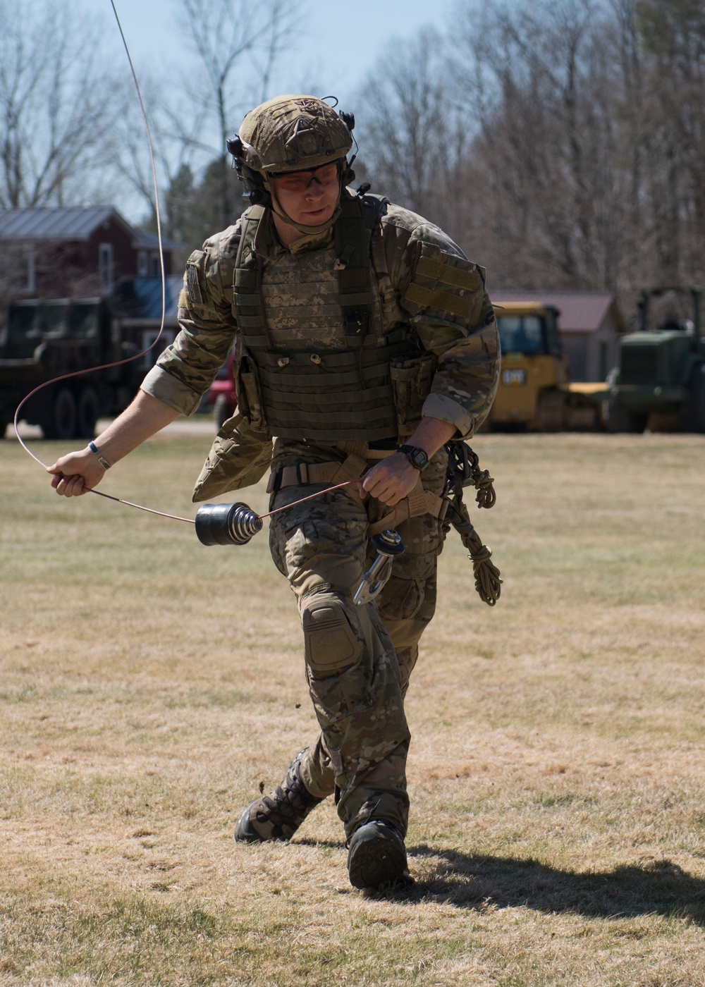 Soldiers Runs a Hoist Line