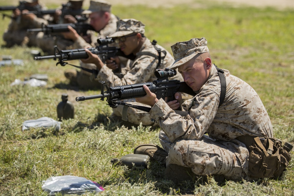 Parris Island recruits learn how to shoot like Marines