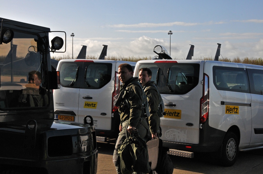 Massachusetts, California ANG units take part in Frisian Flag 2016