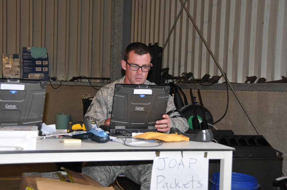 Massachusetts, California ANG units take part in Frisian Flag 2016