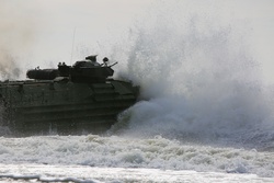 Marines and sailors conduct amphibious training [Image 5 of 5]
