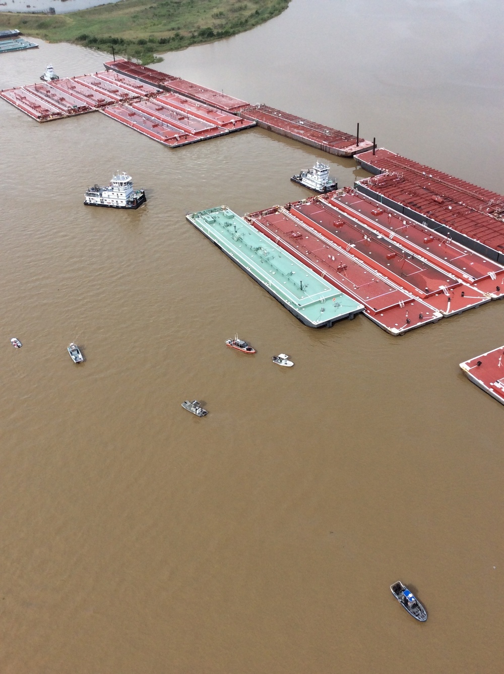 Coast Guard, Harris County Sheriff search for missing tugboat crewman