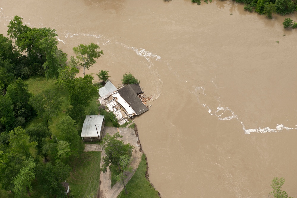 Coast Guard footage of Air Station Houston helicopter aircrew conducting overflight assessment for flooding in southeast, Texas