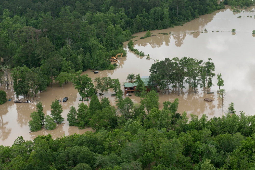 Coast Guard footage of Air Station Houston helicopter aircrew conducting overflight assessment for flooding in southeast, Texas