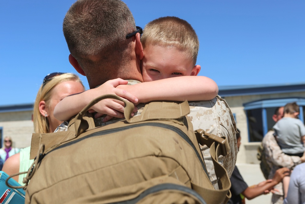 Service members with MWSS-372, VMM-363, MALS-16 return home