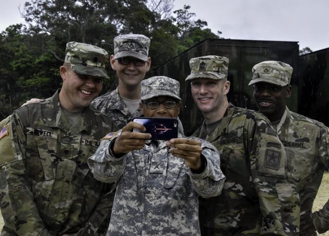 SMA Dailey Visits Snake Eyes’ Soldiers