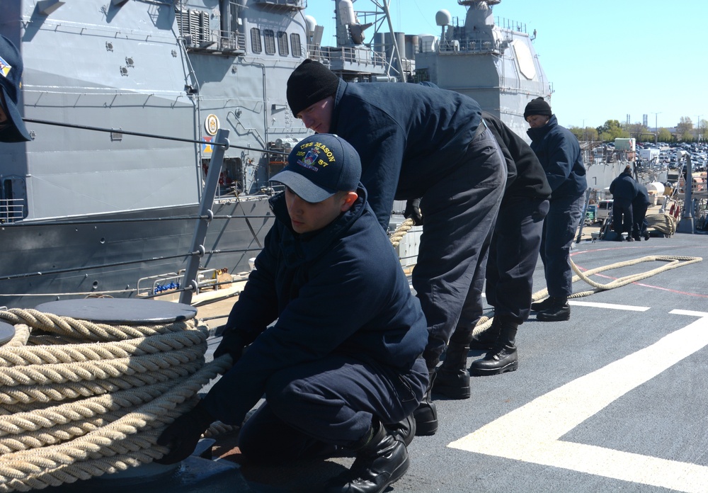 Mason Sailors Participate in Sea and Anchor