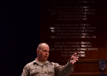 ANG Command Chief leads the pack in huddle