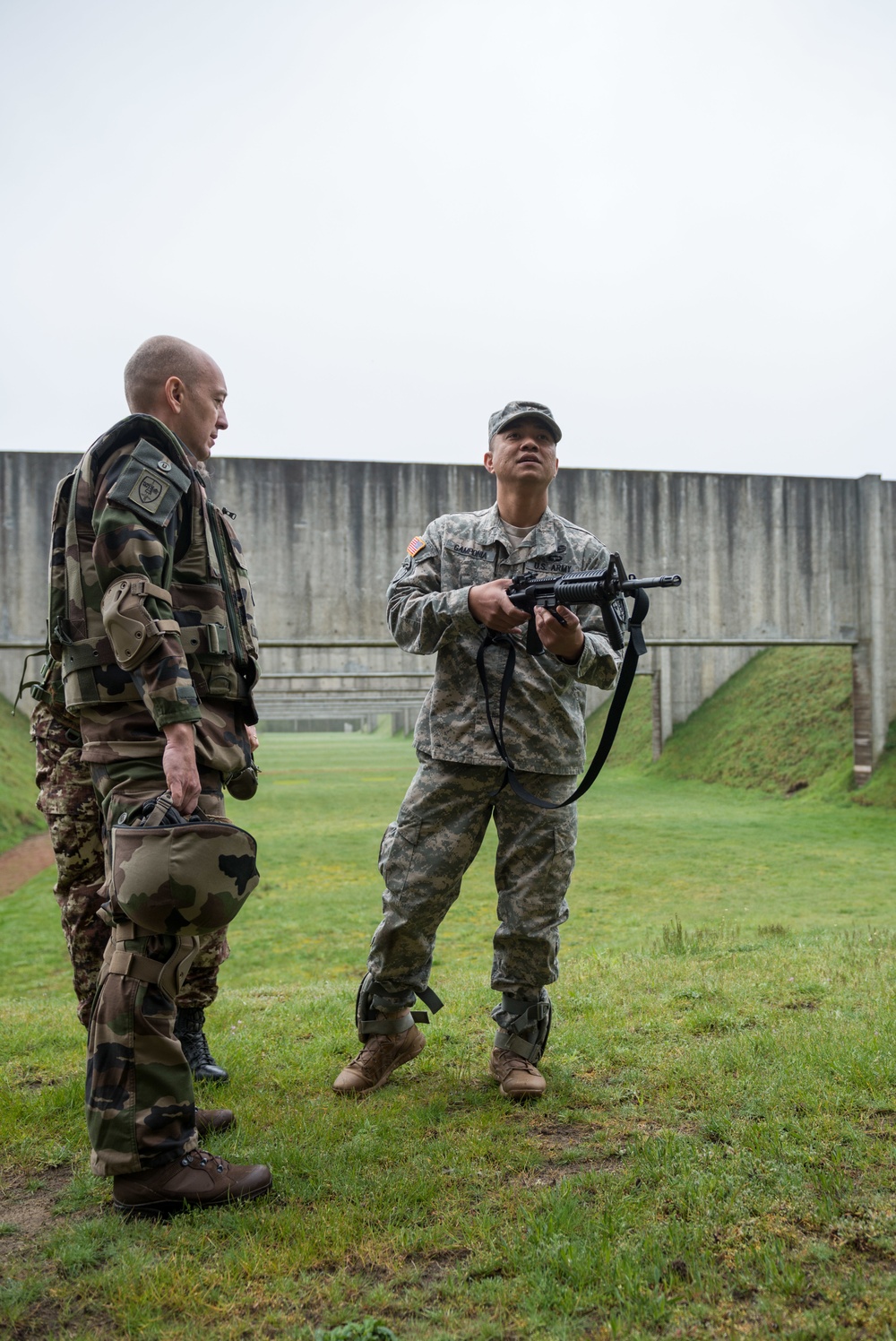 Allied Soldiers First M4 Qualification on Dutch Range