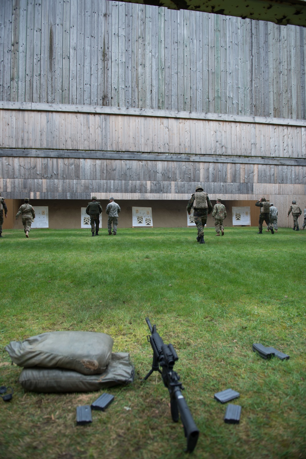 First Allied M4 qualification on Dutch range