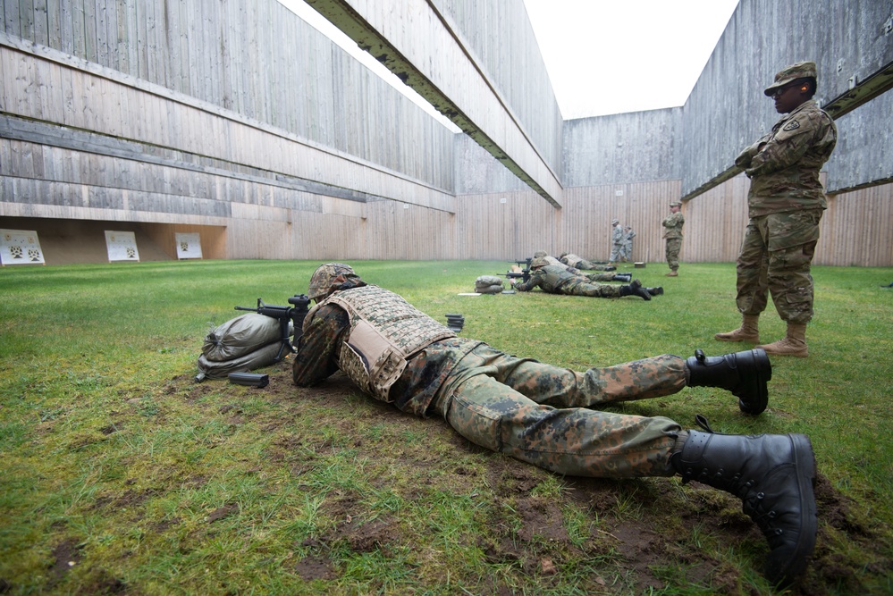 First Allied M4 qualification on Dutch range