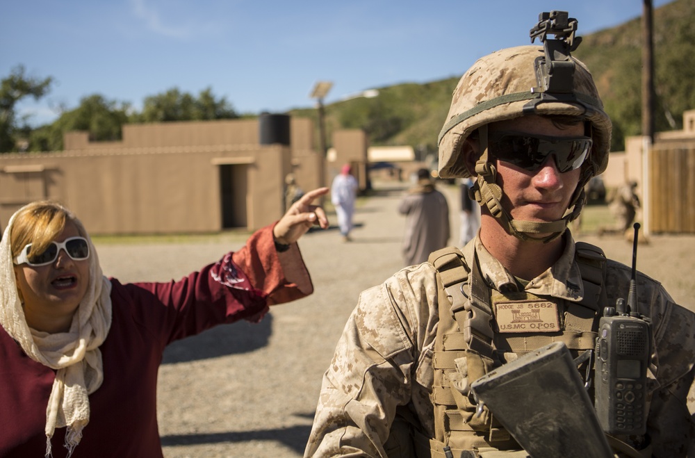 Engineer Marines prepare for deployment with convoy training