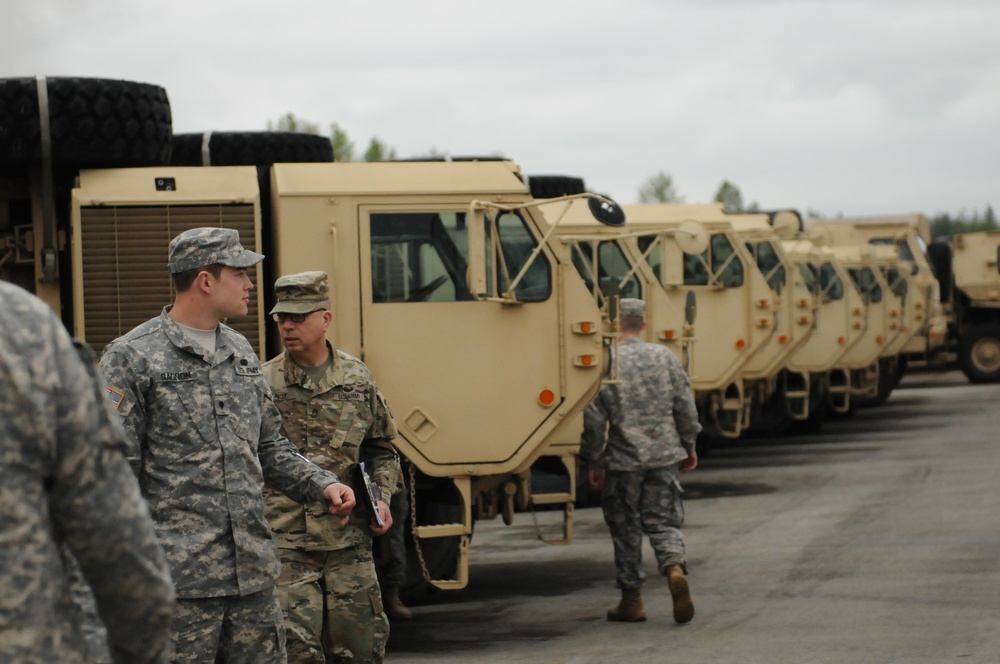 The 364th Expeditionary Sustainment Command Preps Equipment for Anakonda 16 Shipment