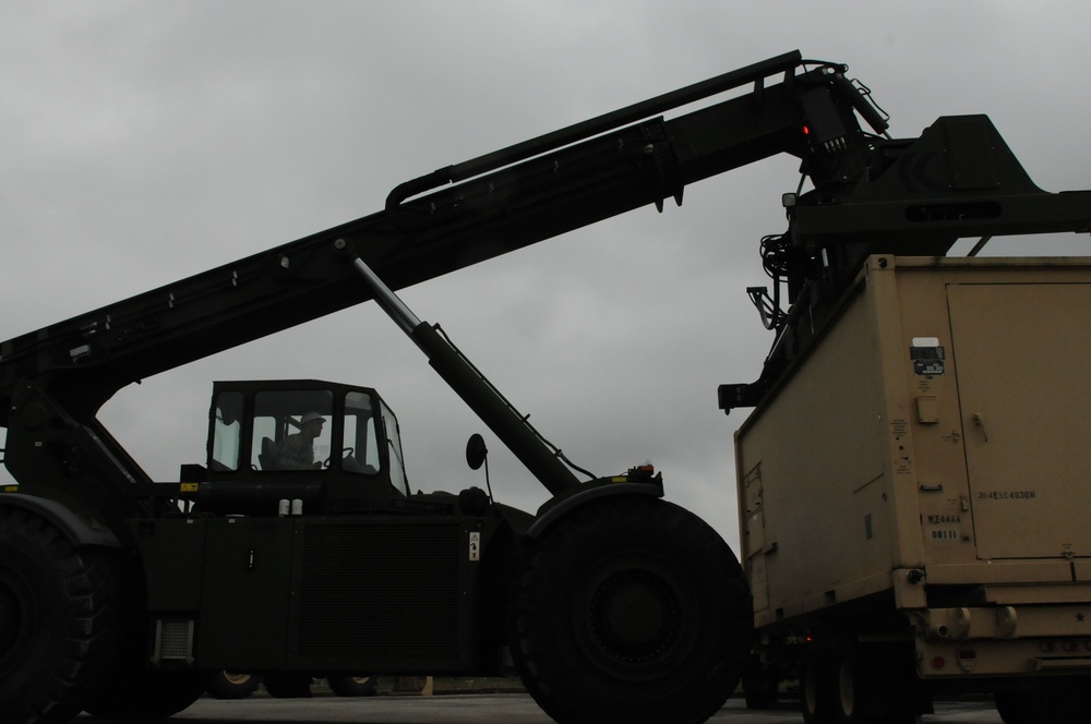 364th Expeditionary Sustainment Command Preps Equipment for Anakonda 16 Shipment