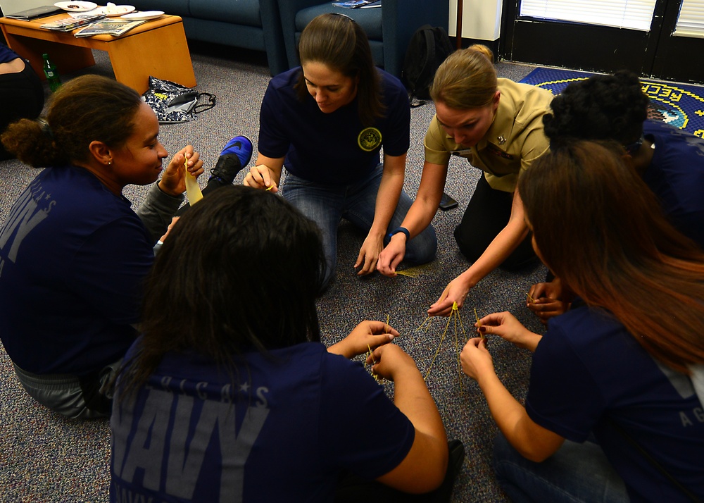 NRD San Diego Mentors Female Future Sailors