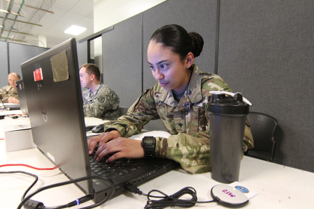 Intelligence Soldiers focus on humanitarian aid situations and sustainment