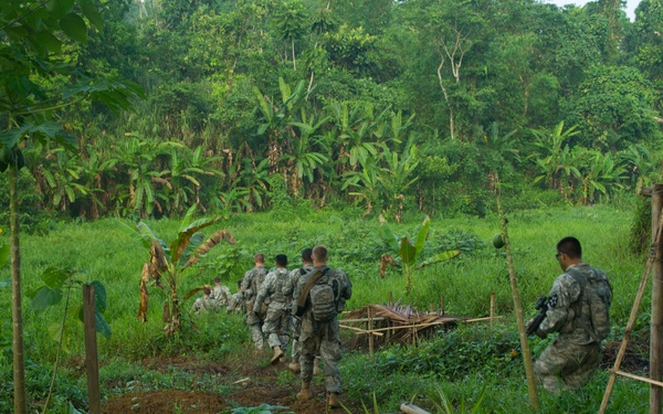 US Forces Executes a Combined-Joint Operation with their Philippine Counterparts