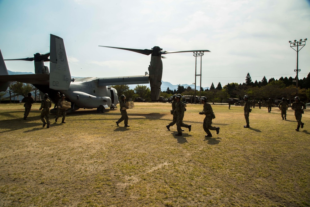 Marines step up relief support for Kyushu earthquake victims