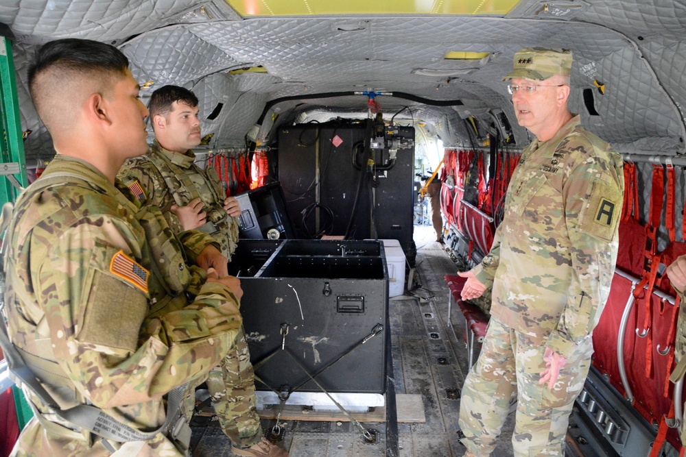 First Army CG visits MOB Soldeirs at North Fort Hood