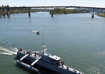 Cool Capabilities: Sea Hunter, Tern on Display at Sea-Air-Space