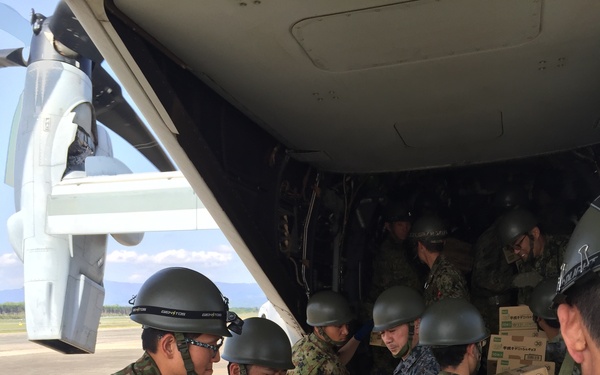 31st MEU Marines Continue Japan Earthquake Relief Efforts