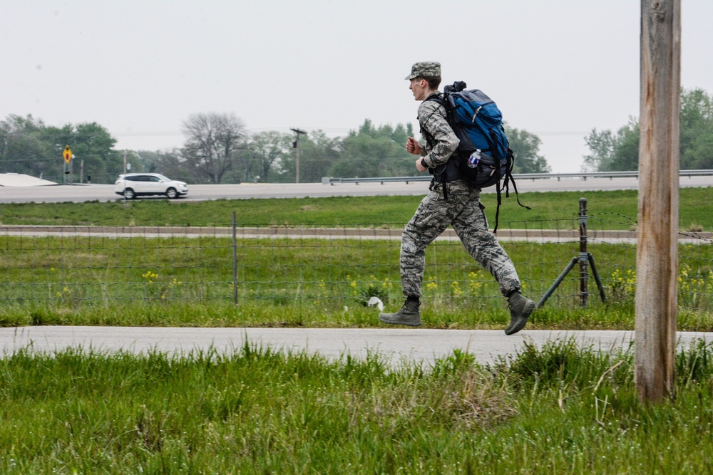 Airmen compete for German badge