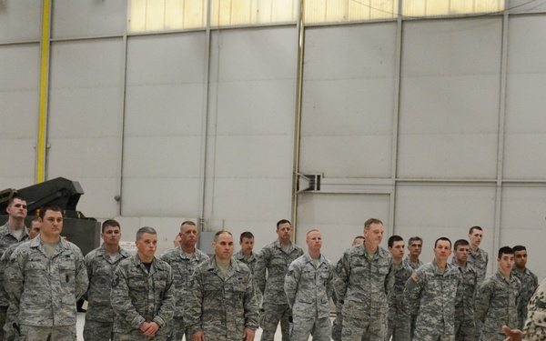 Airmen receive German badge