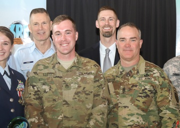 USARAK Soldiers Recognized by Anchorage School District