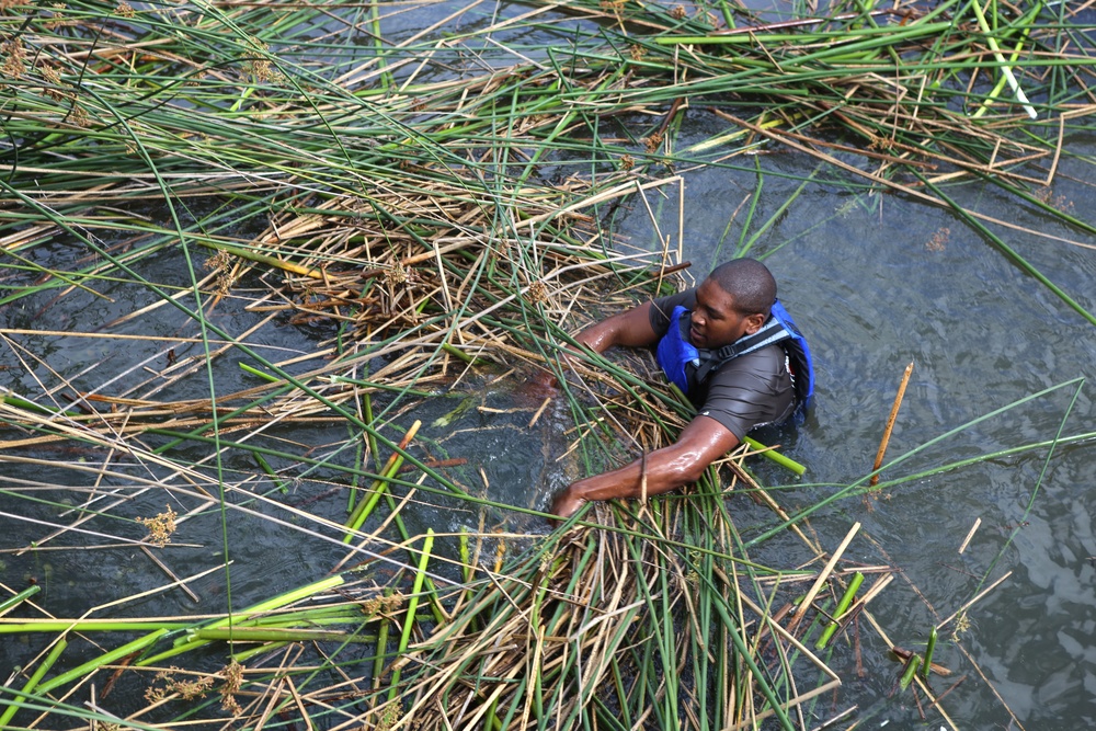Single Marine Program participates in cleanup