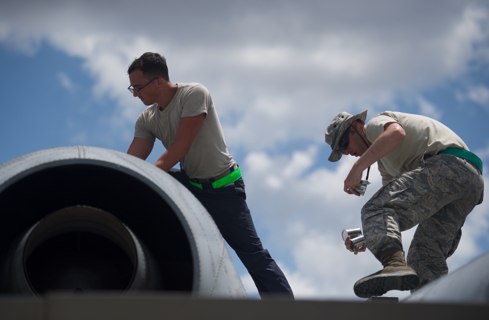 PACAF maintainers keep A-10 airborne