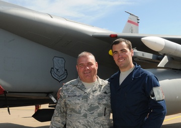 Dad deploys for final time with son