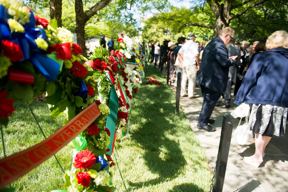 Wreath laying ceremony at the Spirit of the Elbe marker in Arlington National Cemetery