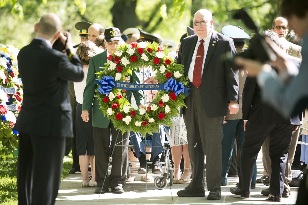 Wreath laying ceremony at the Spirit of the Elbe marker in Arlington National Cemetery