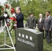 Prime Minister of Georgia lays a wreath at the gravesite of Gen. John Shalikashvili in Section 30 of Arlington National Cemetery