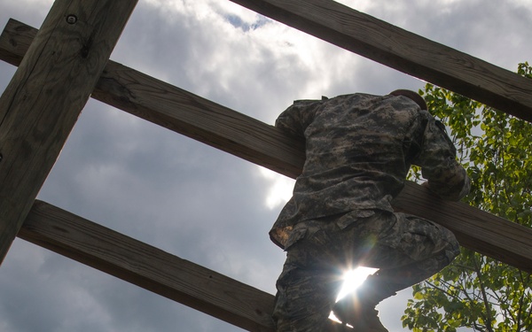 52nd and 111th Ordnance Group (EOD) Joint Team of the Year 2016