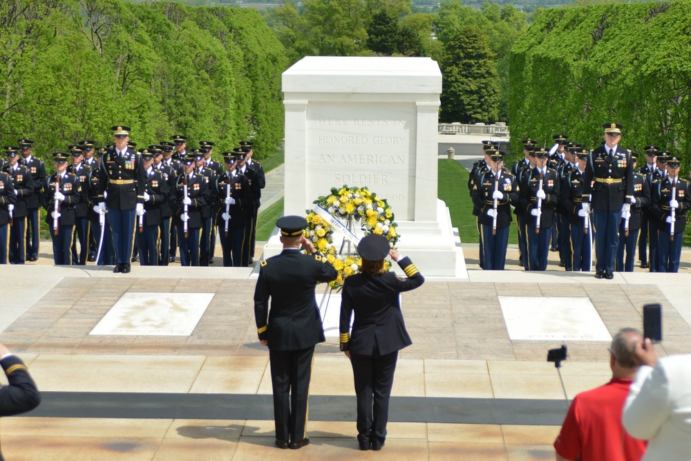 Military District of Washington hosts inter-agency partner at Arlington National Cemetery Military District of Washington hosts inter-agency partner at Arlington National Cemetery