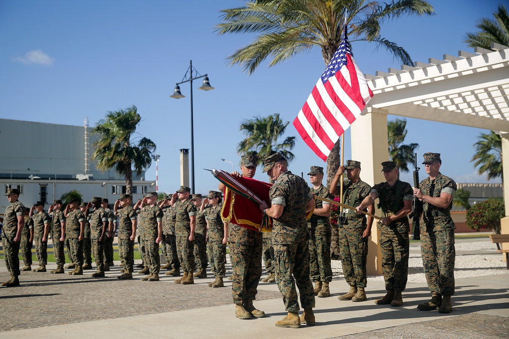 U.S. Marines change commanders in Italy