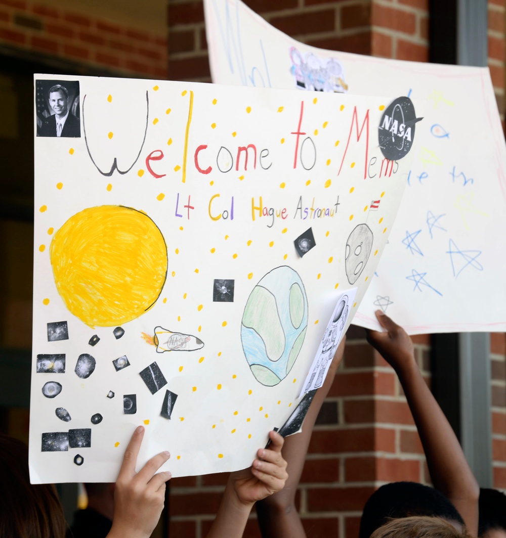 NASA lands astronaut at Maxwell Elementary