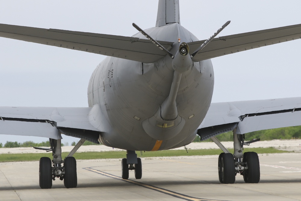 190th ARW evacuates four KC-135Rs in anticipation of severe weather