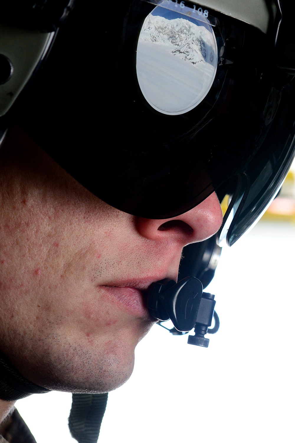 Army aviators help Park Service prep for 2016 Denali climb season
