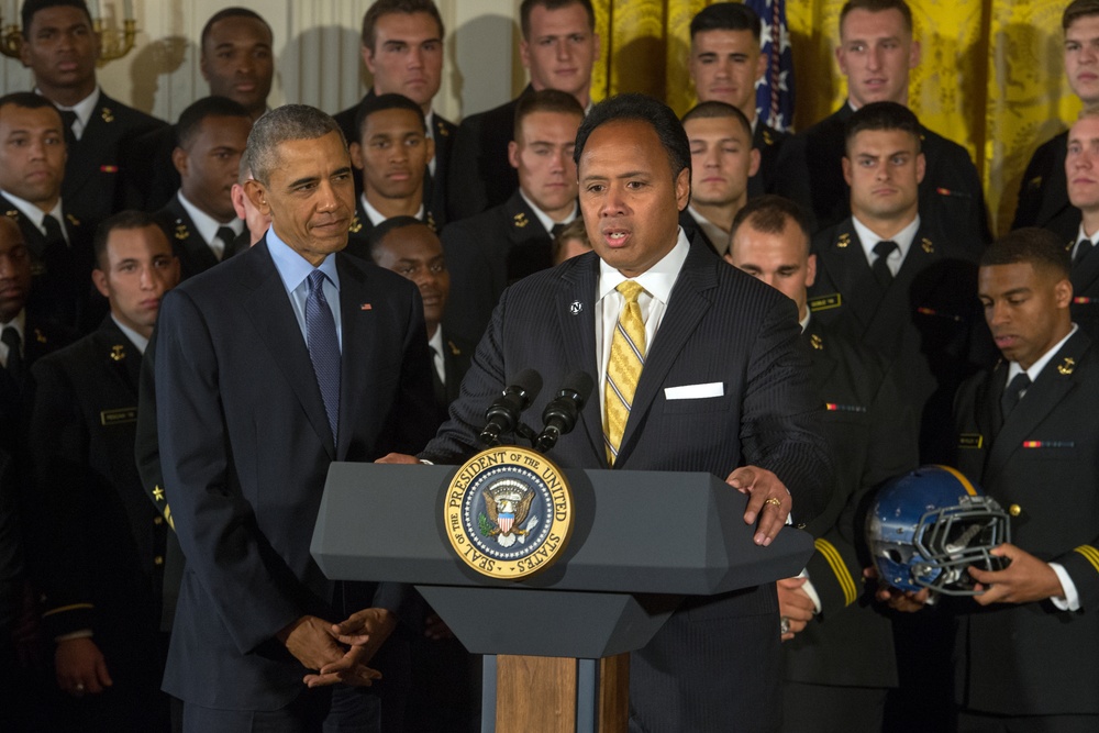 President Awards Commander in Chief's Trophy to Naval Academy 2016