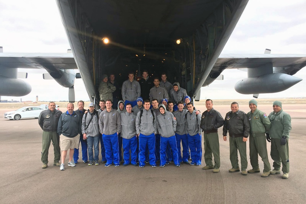 Puerto Rico Air National Guard provides airlift to U.S. Air Force Academy hockey team