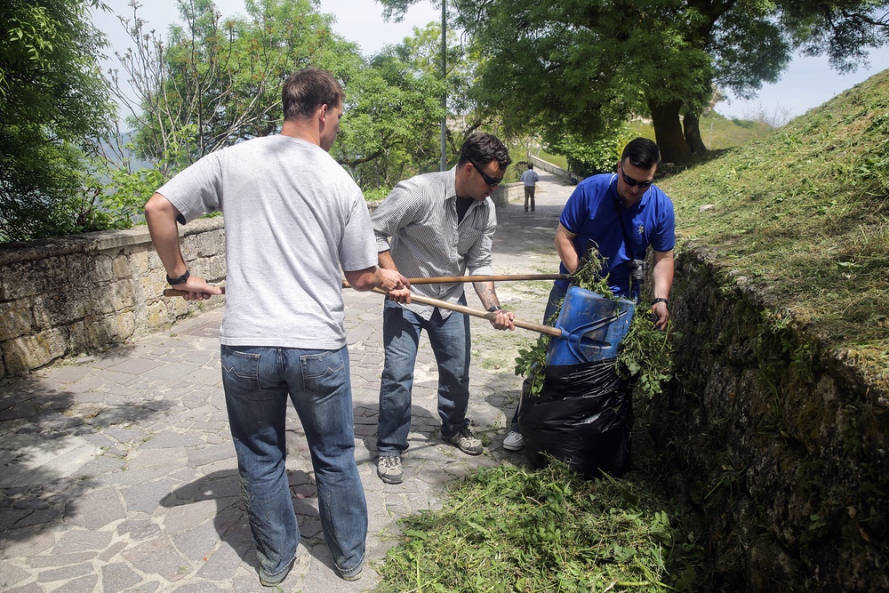 Marines restore castle, local community