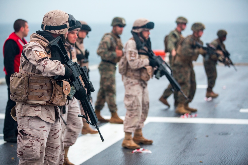 U.S. &amp; Spanish Marines conduct a deck shoot during AMPHIBEX 16.1