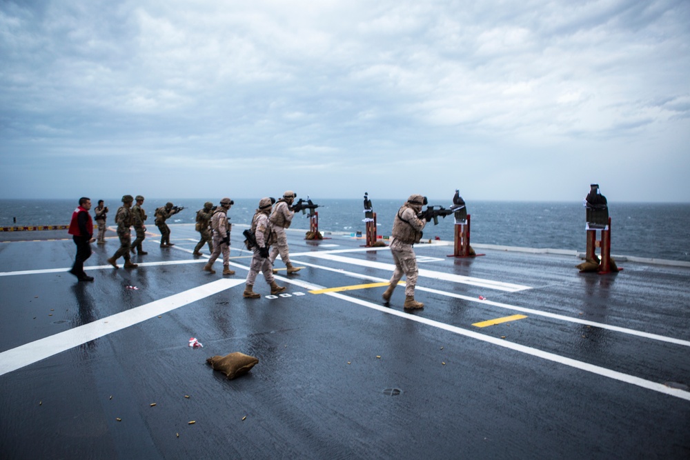 U.S. &amp; Spanish Marines conduct a deck shoot during AMPHIBEX 16.1