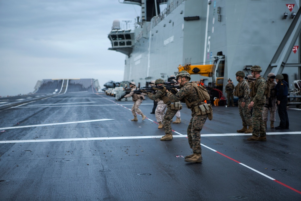 U.S. &amp; Spanish Marines conduct a deck shoot during AMPHIBEX 16.1