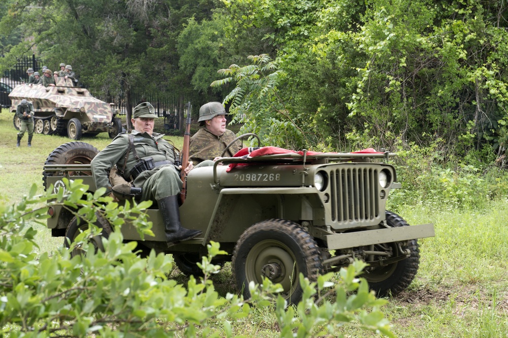 Living History Detachment conducts World War II reenactment