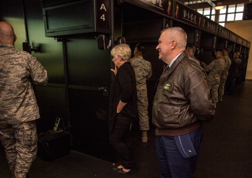 Honorary Air Mobility Command commanders visit JT2DC